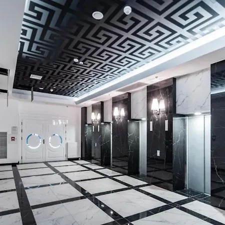 Hanza Tower Luxury 24 Pool & Spa * שצ'צ'ין